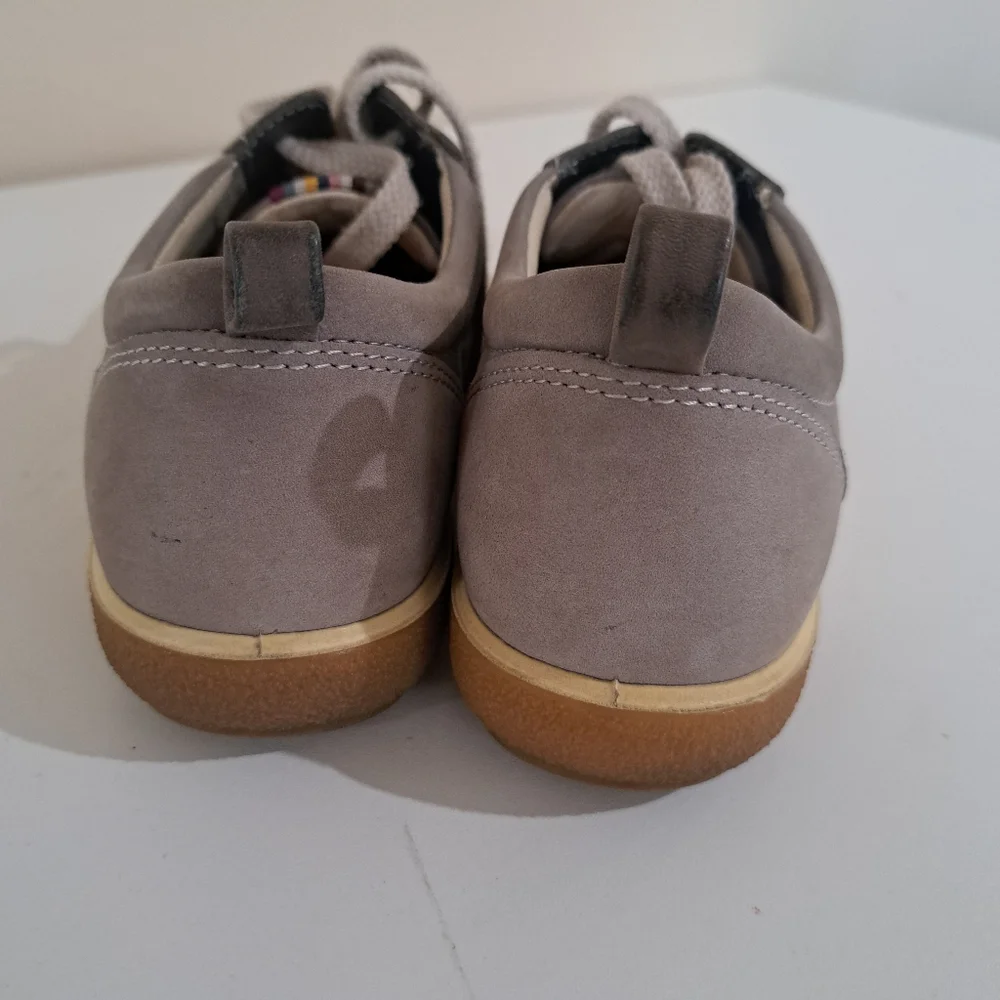 Womens ECCO Gray Casual Shoes Size‎ 36 Or 5.5